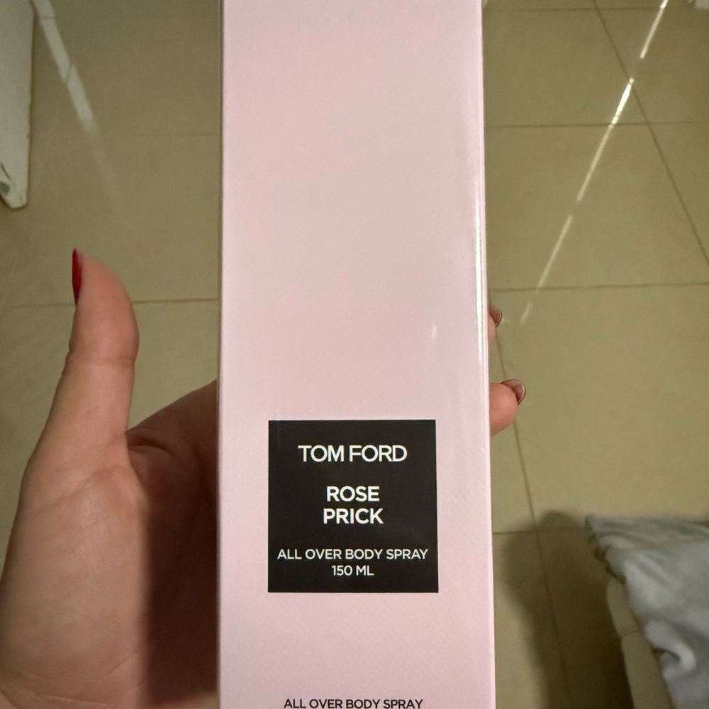 Tom Ford Rose Prick All Over Body Spray - Pink